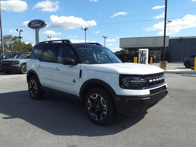 2024 Ford Bronco Sport Outer Banks - Photo 2
