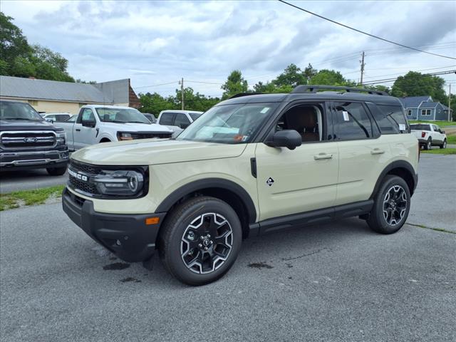 2025 Ford Bronco Sport Outer Banks - Photo 2