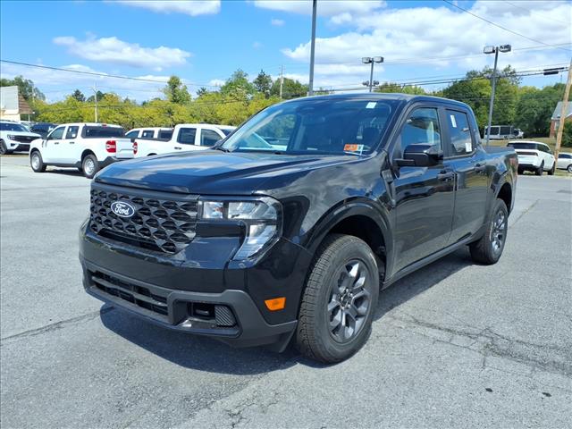 2025 Ford Maverick XLT - Photo 2