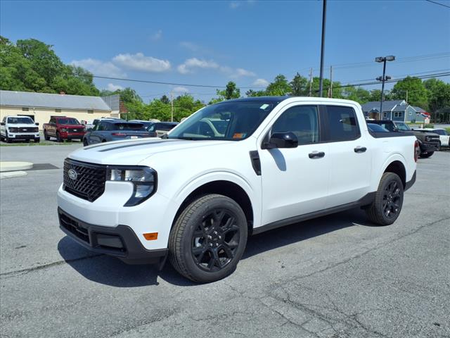 2025 Ford Maverick XLT - Photo 2