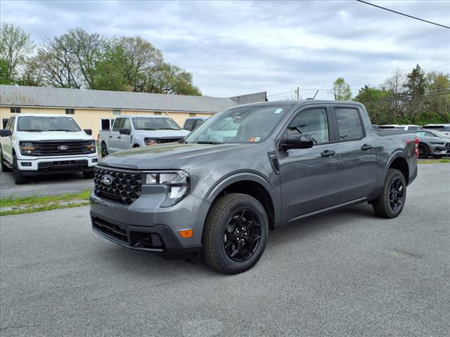 2025 Ford Maverick XLT - Photo 2