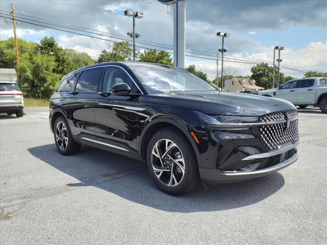 2024 Lincoln Nautilus Hybrid Premiere - Photo 2