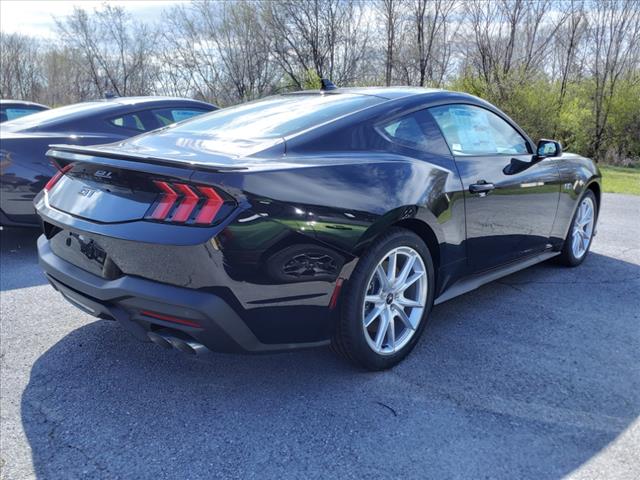 2024 Ford Mustang GT Premium - Photo 3