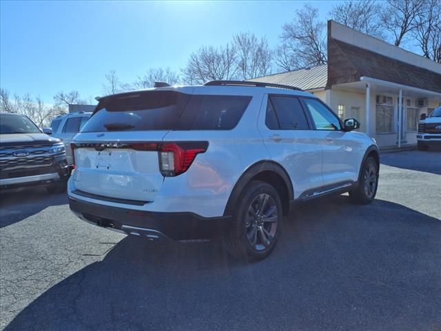 2025 Ford Explorer Active - Photo 3