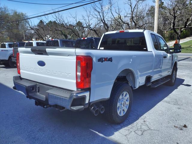 2024 Ford F-250 Super Duty XLT - Photo 3