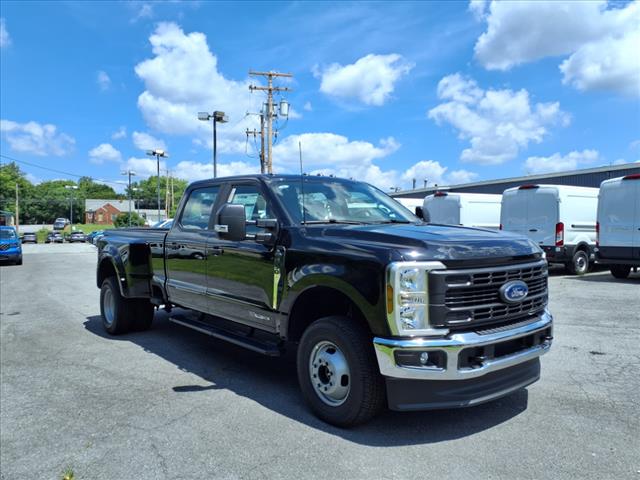 2025 Ford F-350 Super Duty XL - Photo 3