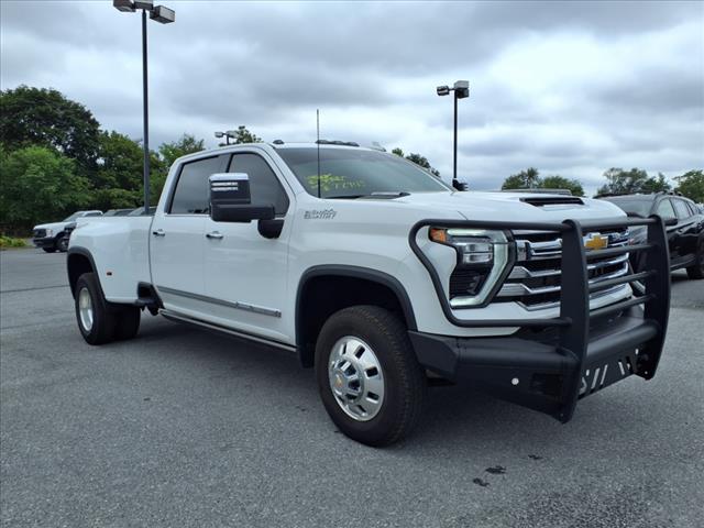 2025 Chevrolet Silverado 3500HD High Country - Photo 3
