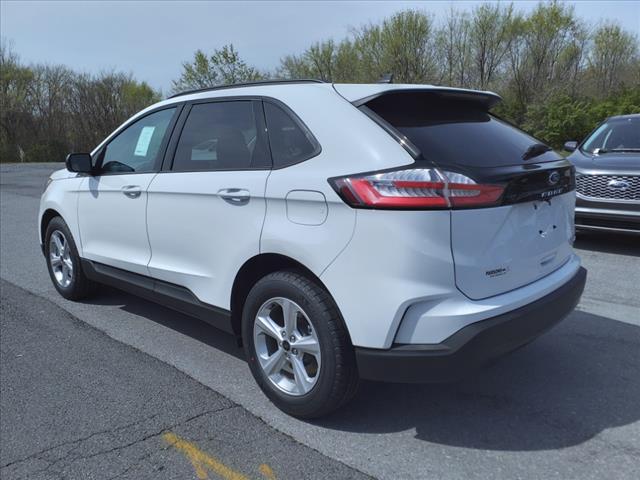 2024 Ford Edge SE - Photo 3