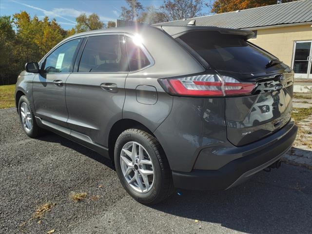 2024 Ford Edge SEL - Photo 3