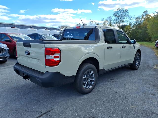 2025 Ford Maverick XLT - Photo 3