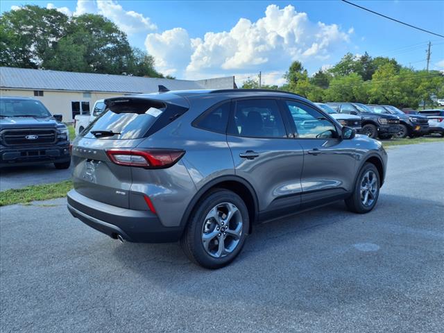 2025 Ford Escape ST-Line - Photo 4