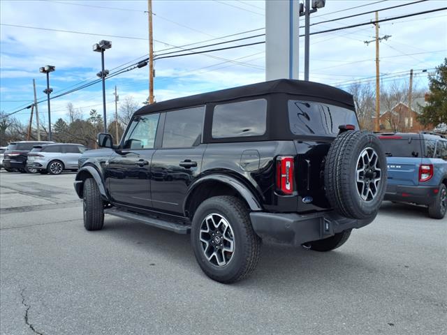 2024 Ford Bronco Outer Banks - Photo 4