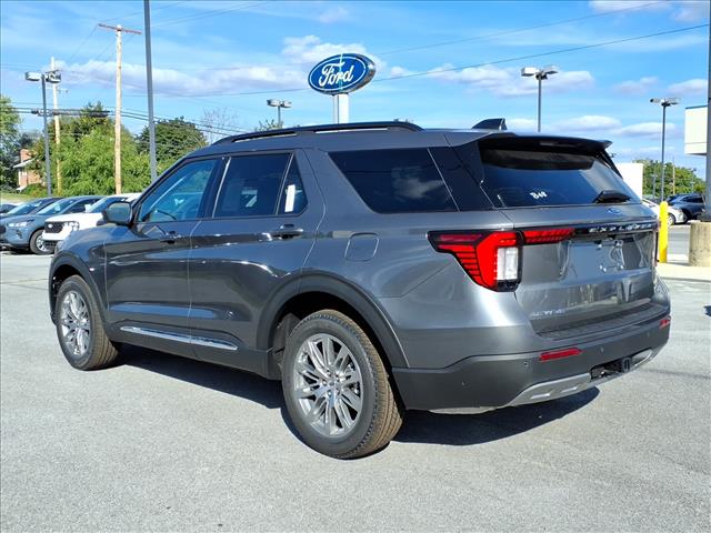 2025 Ford Explorer Active - Photo 4