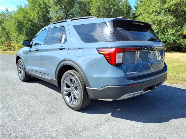 2025 Ford Explorer Active - Photo 4