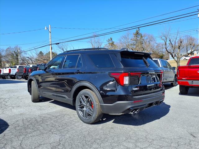 2025 Ford Explorer ST - Photo 4