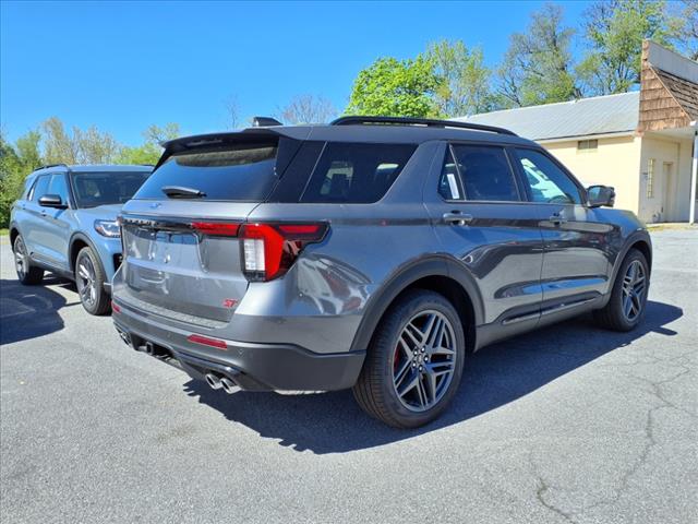 2025 Ford Explorer ST - Photo 4