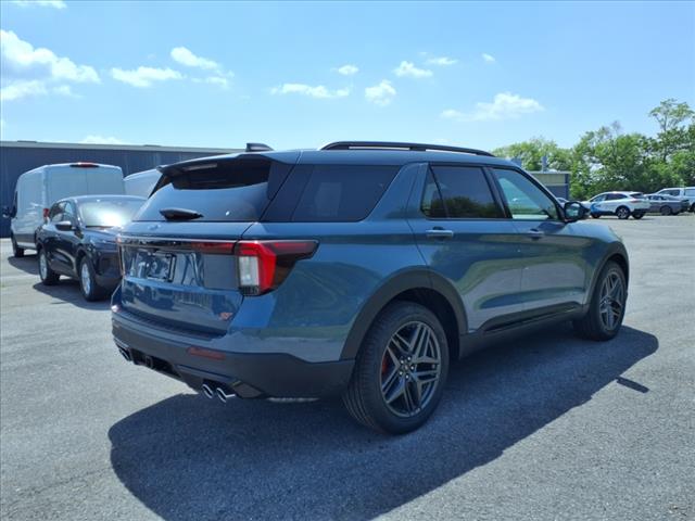 2025 Ford Explorer ST - Photo 4