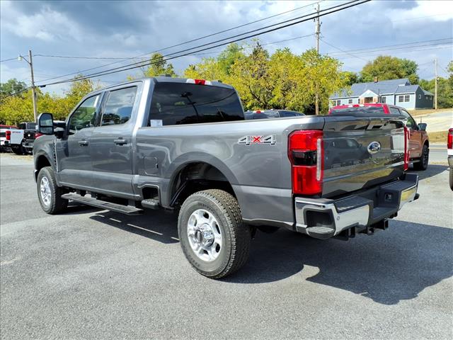 2026 Ford F-350 Super Duty XLT - Photo 4