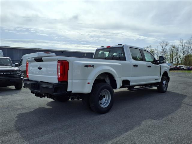 2025 Ford F-350 Super Duty XL - Photo 4