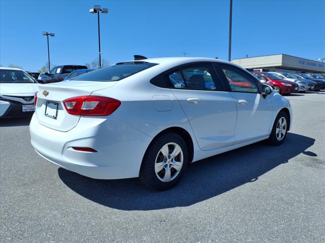 2017 Chevrolet Cruze LS Manual - Photo 4