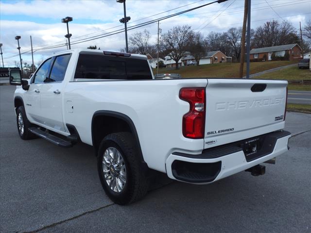 2022 Chevrolet Silverado 3500HD High Country - Photo 4