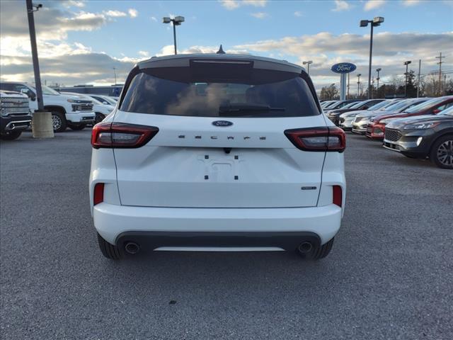 2023 Ford Escape Hybrid ST-Line Select - Photo 5