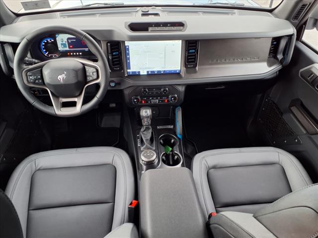 2024 Ford Bronco Black Diamond - Photo 5