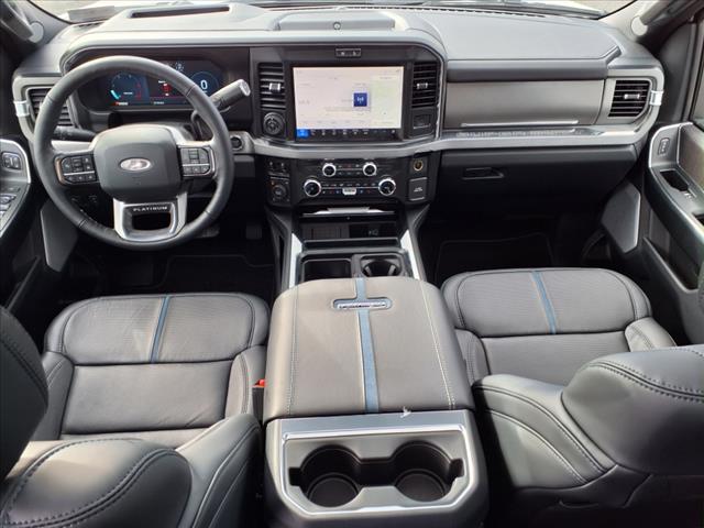 2025 Ford F-250 Super Duty Platinum - Photo 5