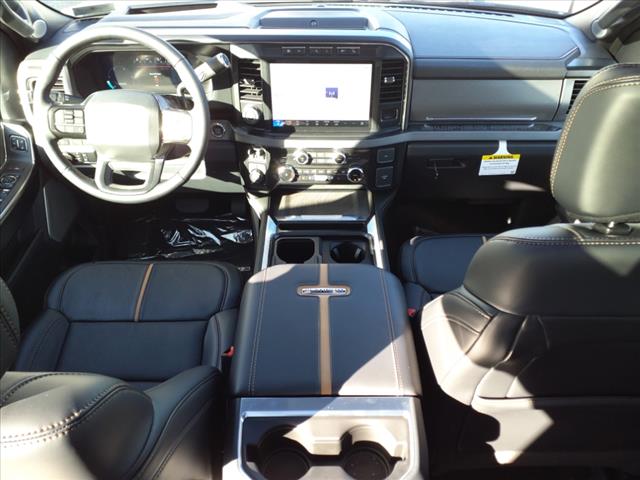 2024 Ford F-350 Super Duty Platinum - Photo 5