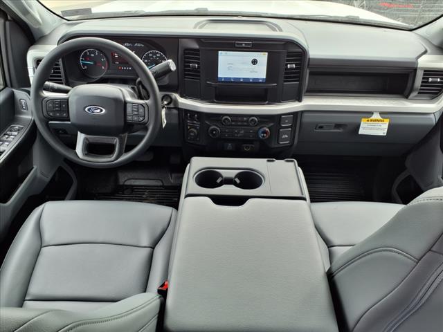2025 Ford F-350 Super Duty XL - Photo 5