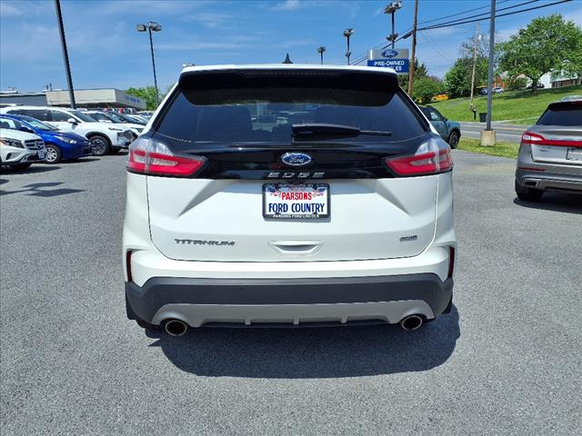 2022 Ford Edge Titanium - Photo 5