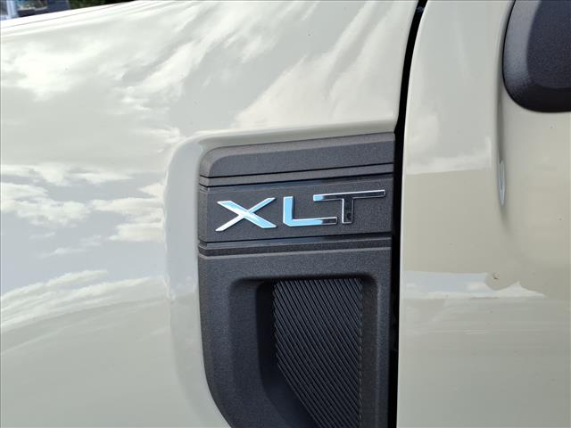 2025 Ford Maverick XLT - Photo 5