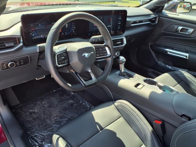 2025 Ford Mustang EcoBoost - Photo 6