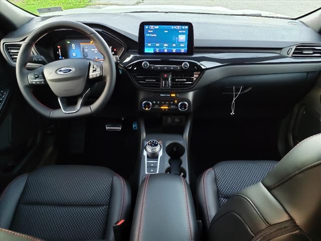2024 Ford Escape Hybrid ST-Line - Photo 6