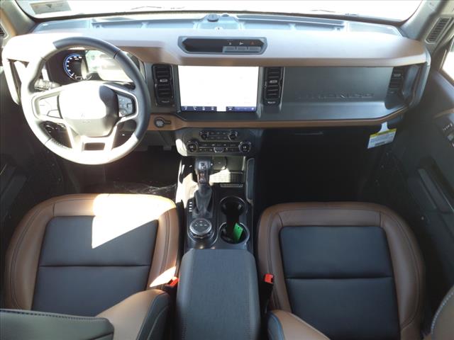 2024 Ford Bronco Outer Banks - Photo 6