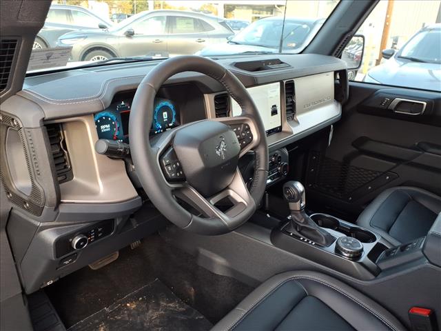 2025 Ford Bronco Outer Banks - Photo 6