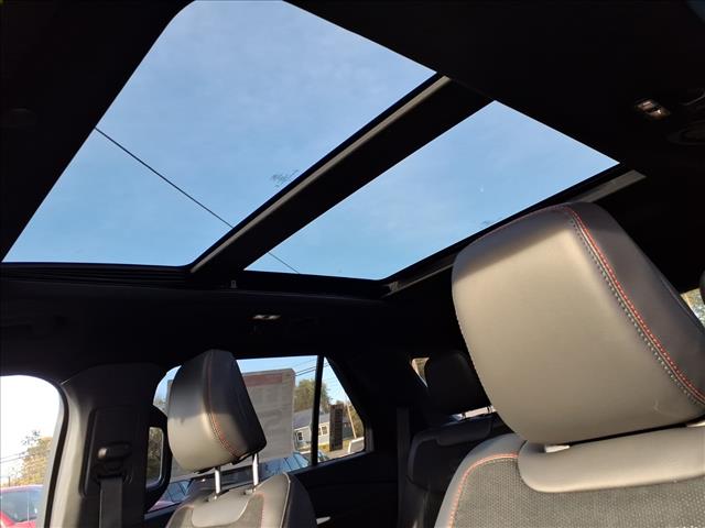 2025 Ford Explorer ST - Photo 6