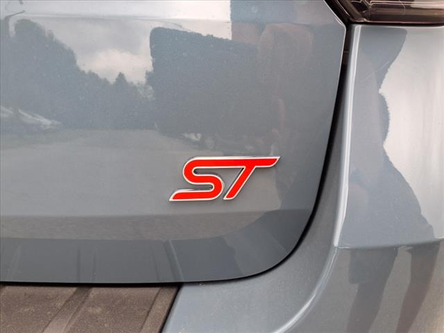 2025 Ford Explorer ST - Photo 6