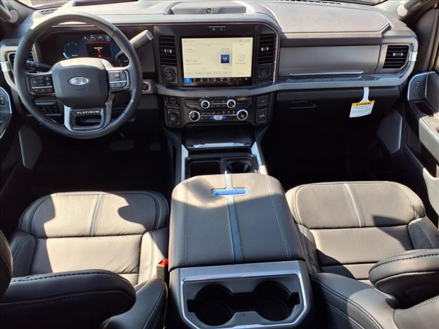 2025 Ford F-350 Super Duty Platinum - Photo 6