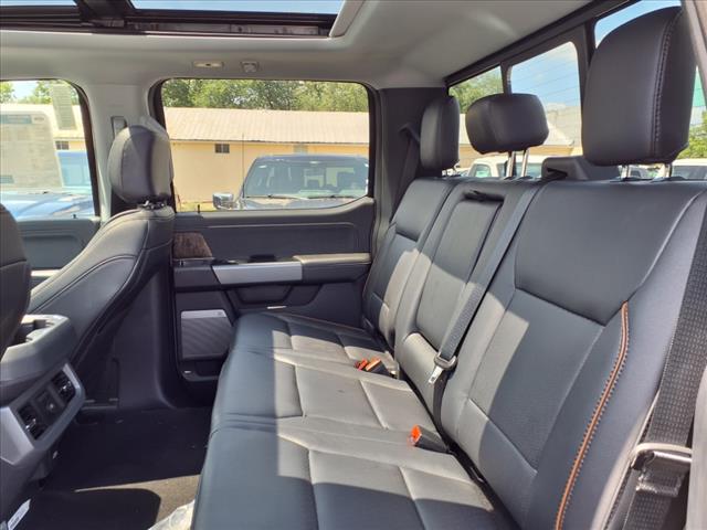 2025 Ford F-350 Super Duty XLT - Photo 6