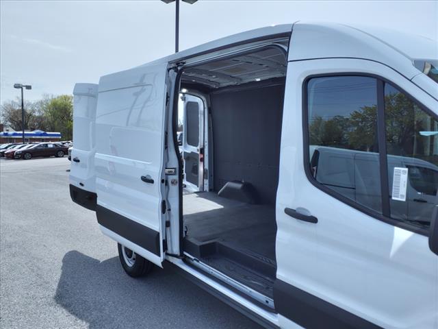 2024 Ford Transit 250 - Photo 6