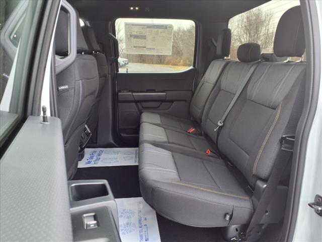 2025 Ford F-150 STX - Photo 6