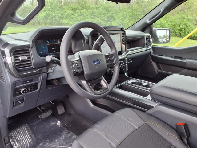 2025 Ford F-150 STX - Photo 6