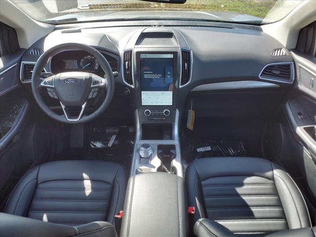 2024 Ford Edge SEL - Photo 6