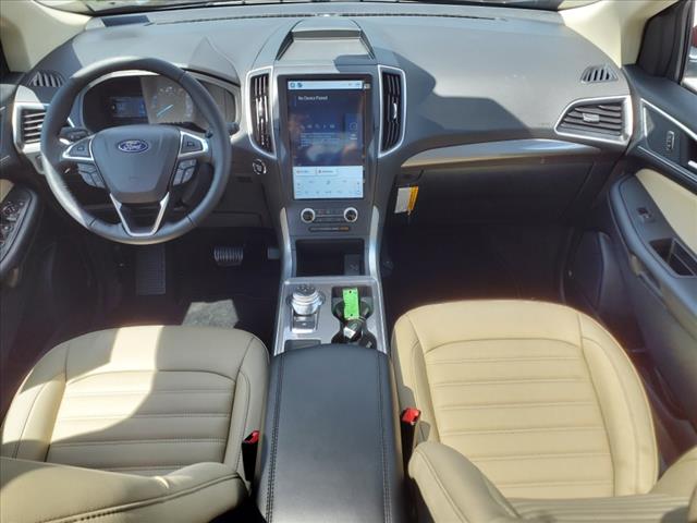 2024 Ford Edge SEL - Photo 6