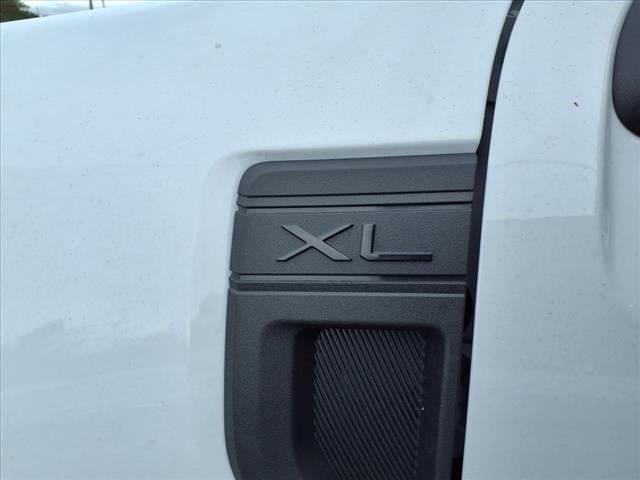 2025 Ford Maverick XL - Photo 6