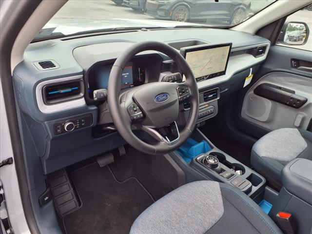 2025 Ford Maverick XLT - Photo 6