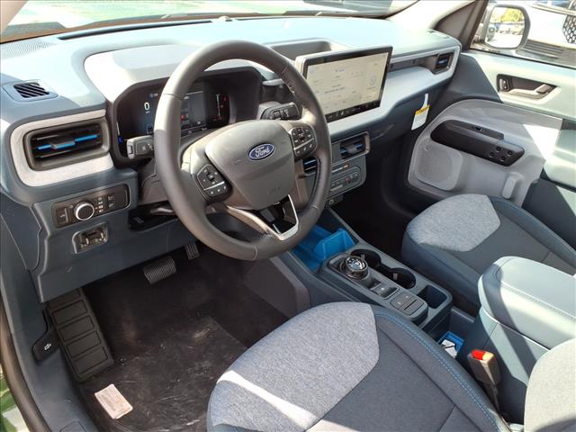 2025 Ford Maverick XLT - Photo 6