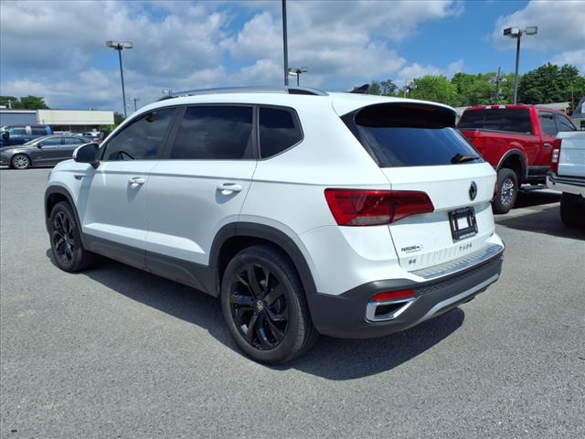 2023 Volkswagen Taos SE 4Motion - Photo 6