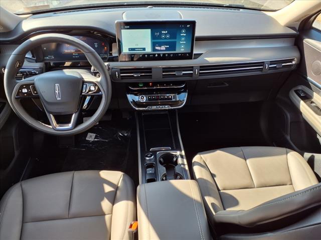2025 Lincoln Corsair Premiere - Photo 6
